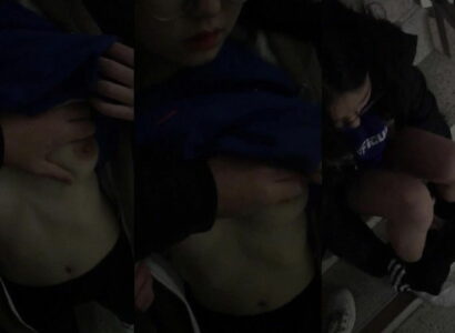 Em nữu sinh kính cận lén lút móc cua ở hành lang trường