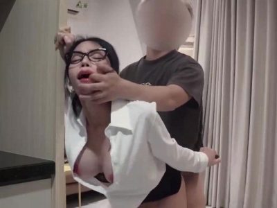 Đi công tác cùng em thư ký và cái kết ngập tinh